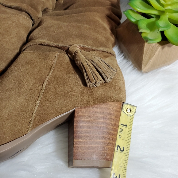 Minnetonka Suede Leather mid calf brown boots - Picture 5 of 7